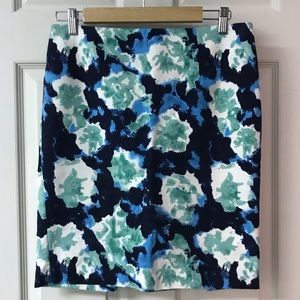 Dalia Floral Pencil Skirt Sz 6 💐💙💛💚